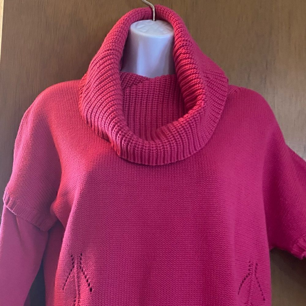 🍂Very comfy 💕 hot pink Harold’s brand cotton blend sweater sz L